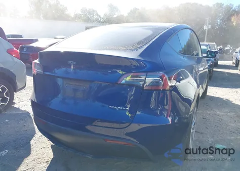 2022 Tesla Model Y Long Range Dual Motor All-Wheel Drive из США, поврежденный, VIN 7SAYGAEE0NF382678